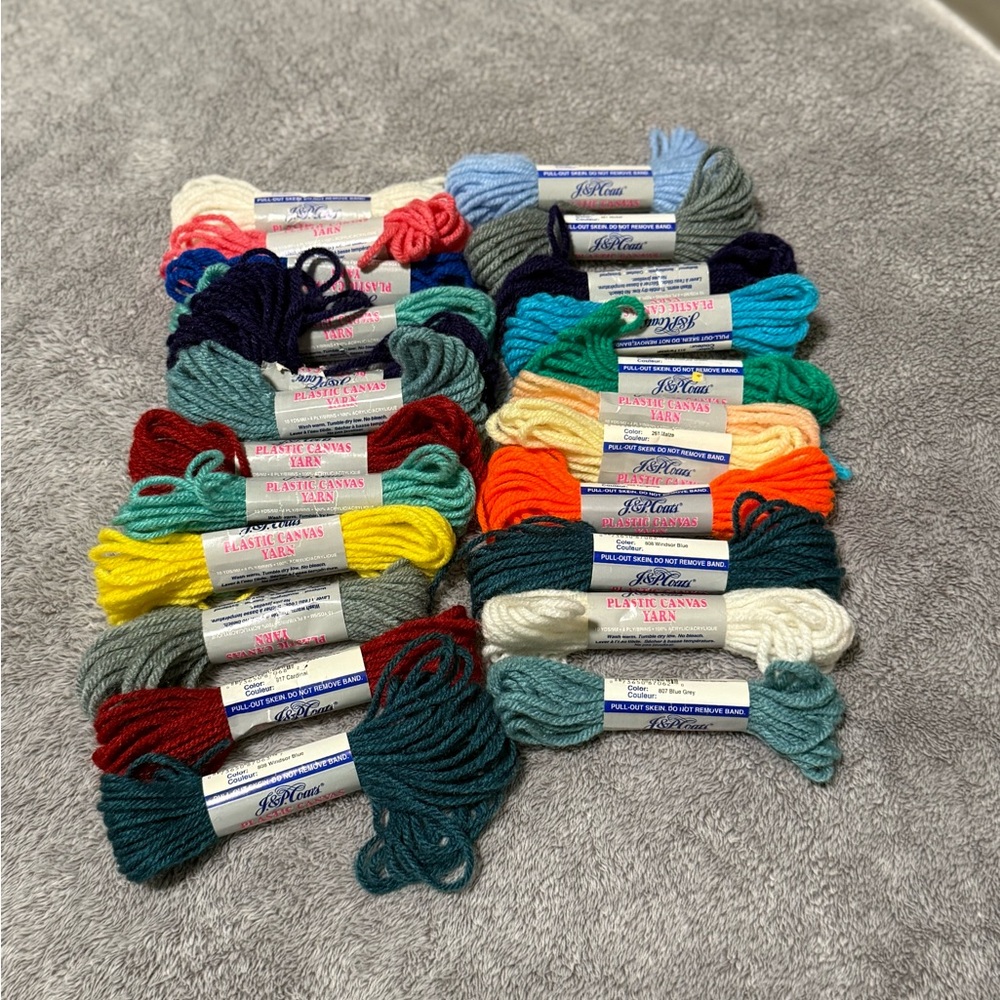 J. & P. Coats. Coats & Clark Assorted Yarn Bundle (22)